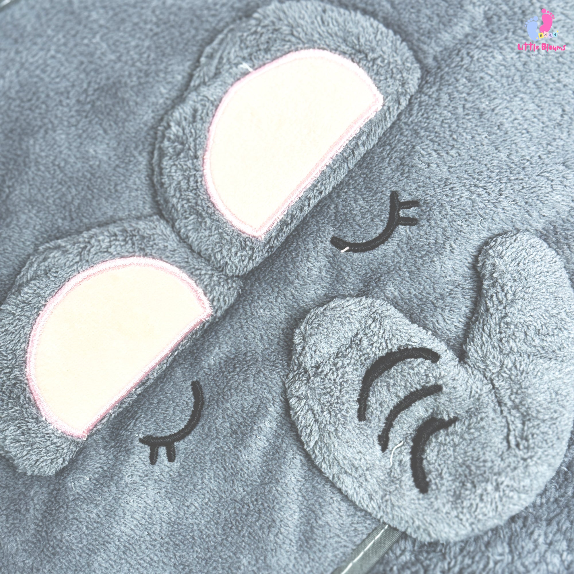 Hooded Blanket - Black