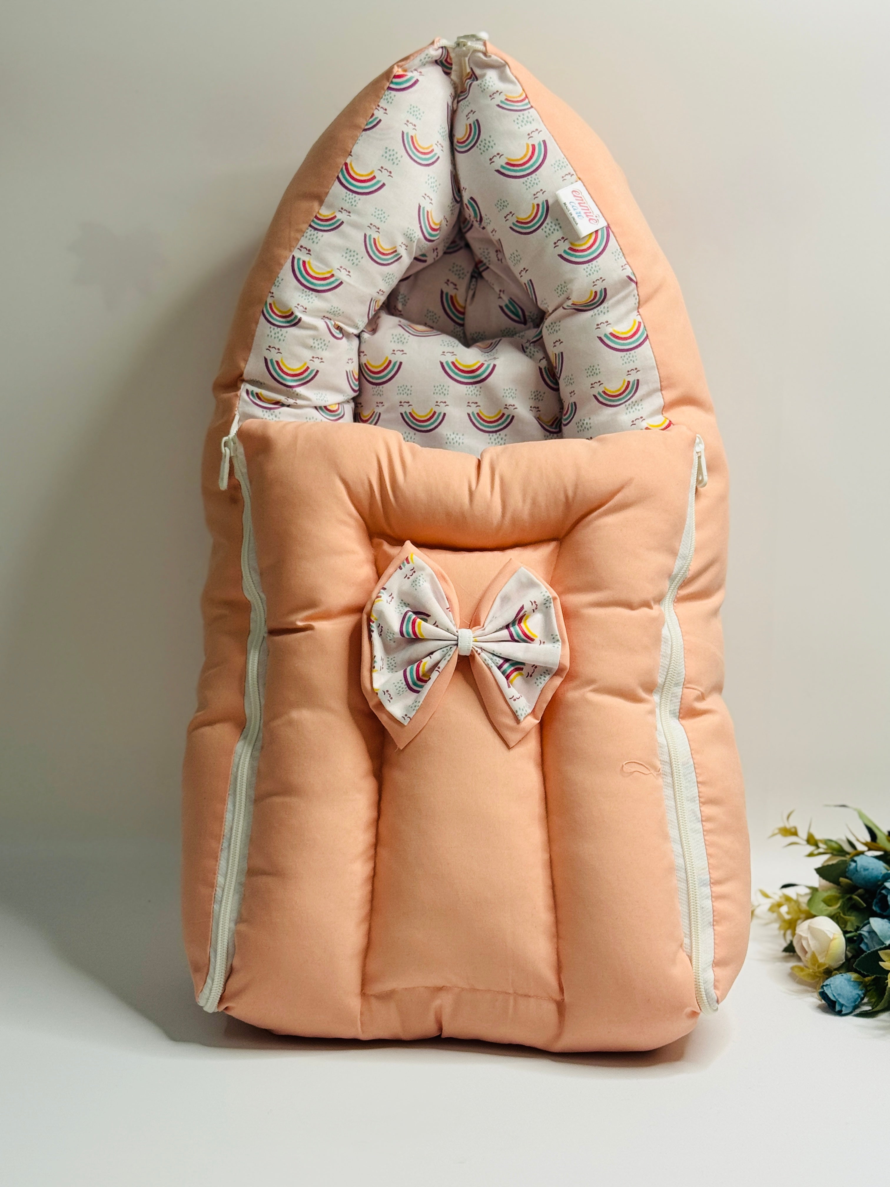 Carry Bed Peach Colour
