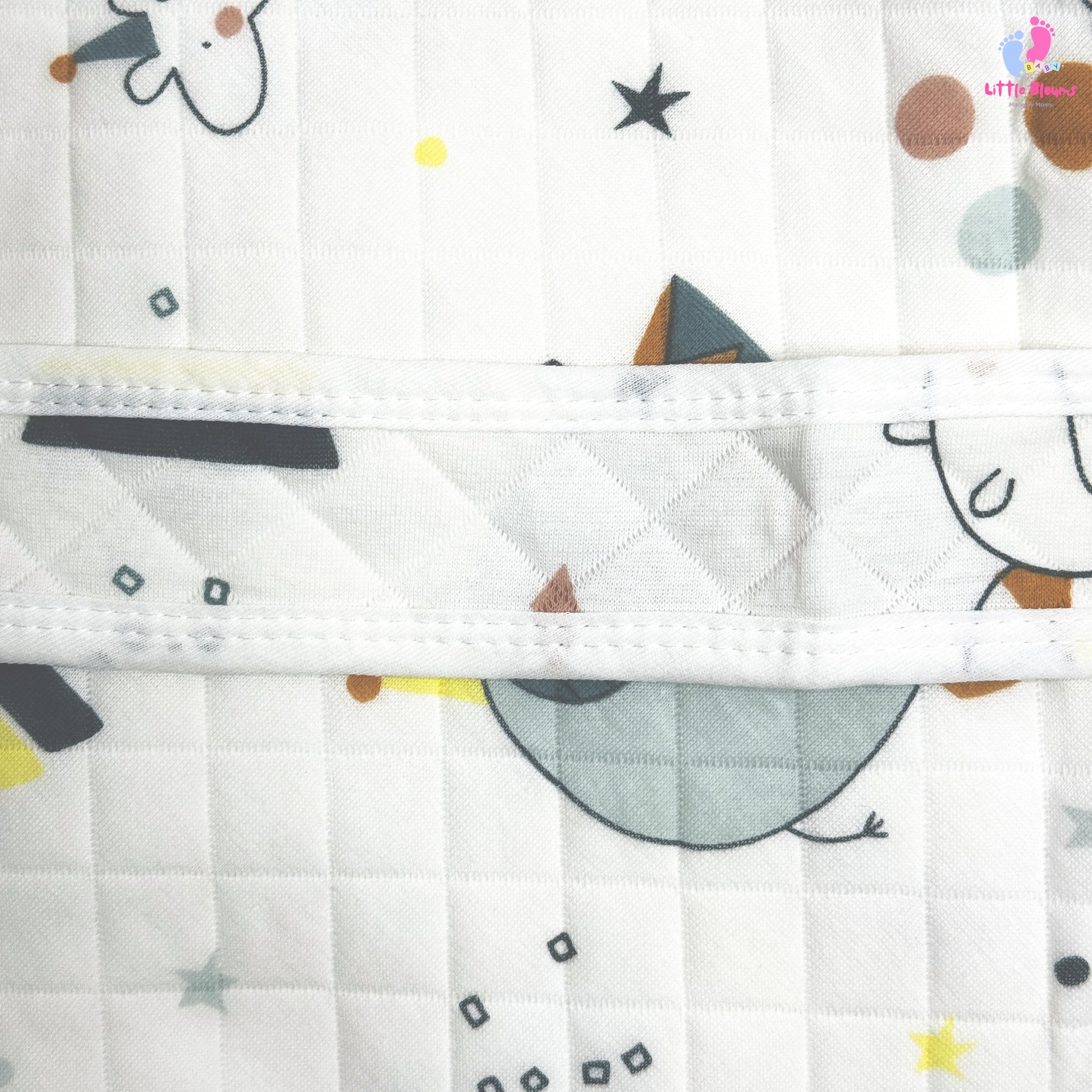 Muslin Hooded Wrapper - Animals