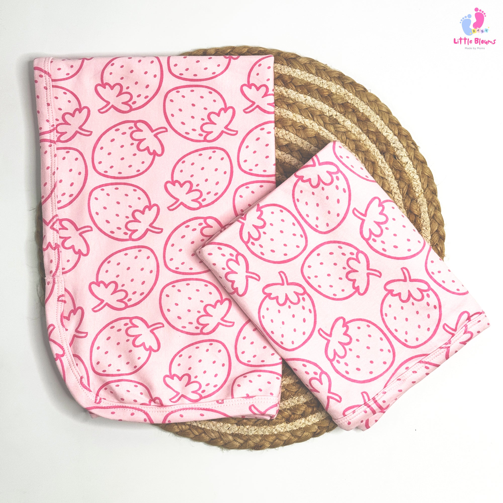 Single layer Hooded Towel - Strawberry