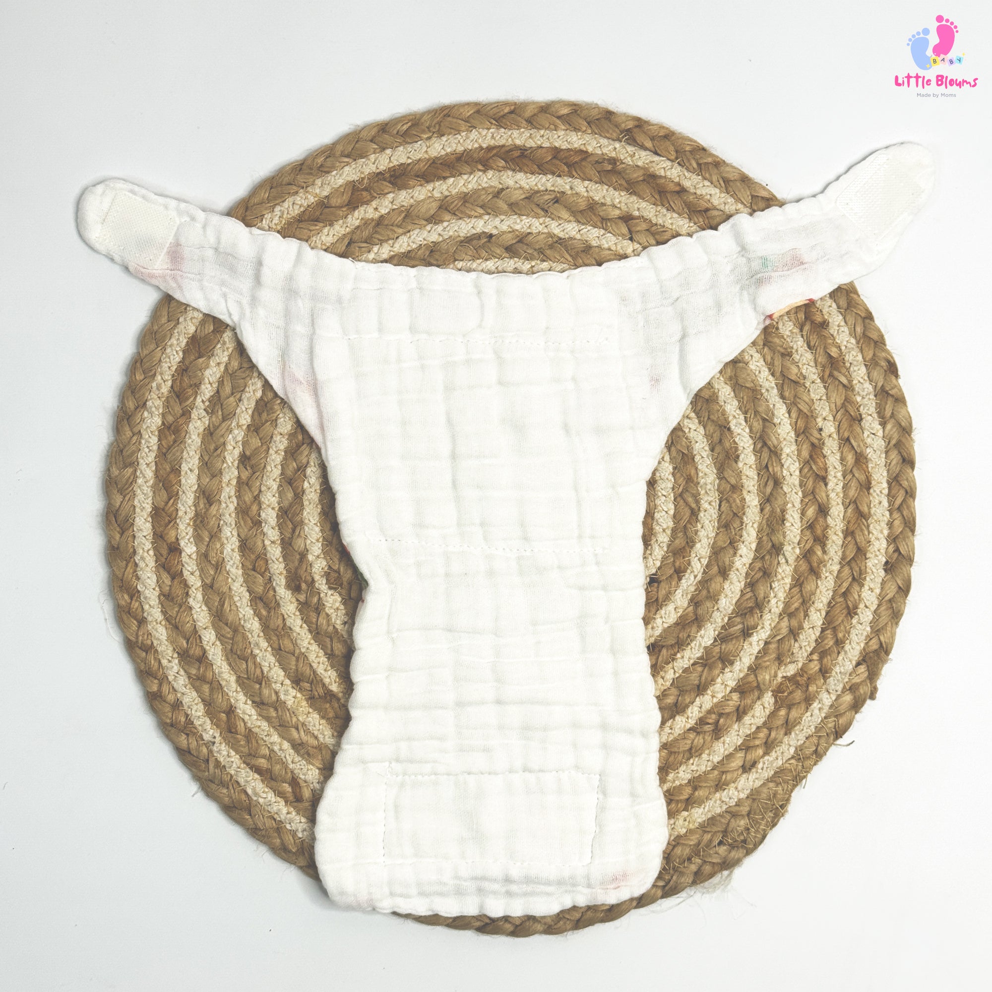 Velcro Nappy - Apple