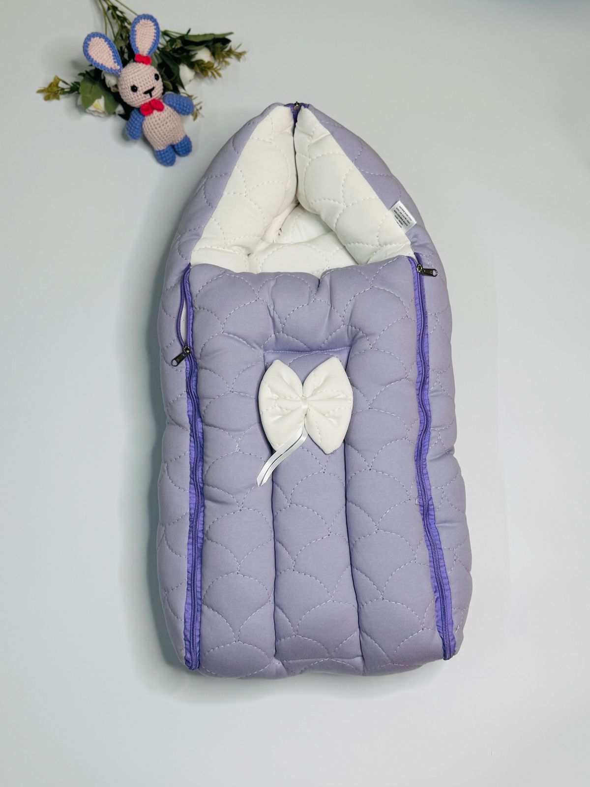 Carry bed lavender