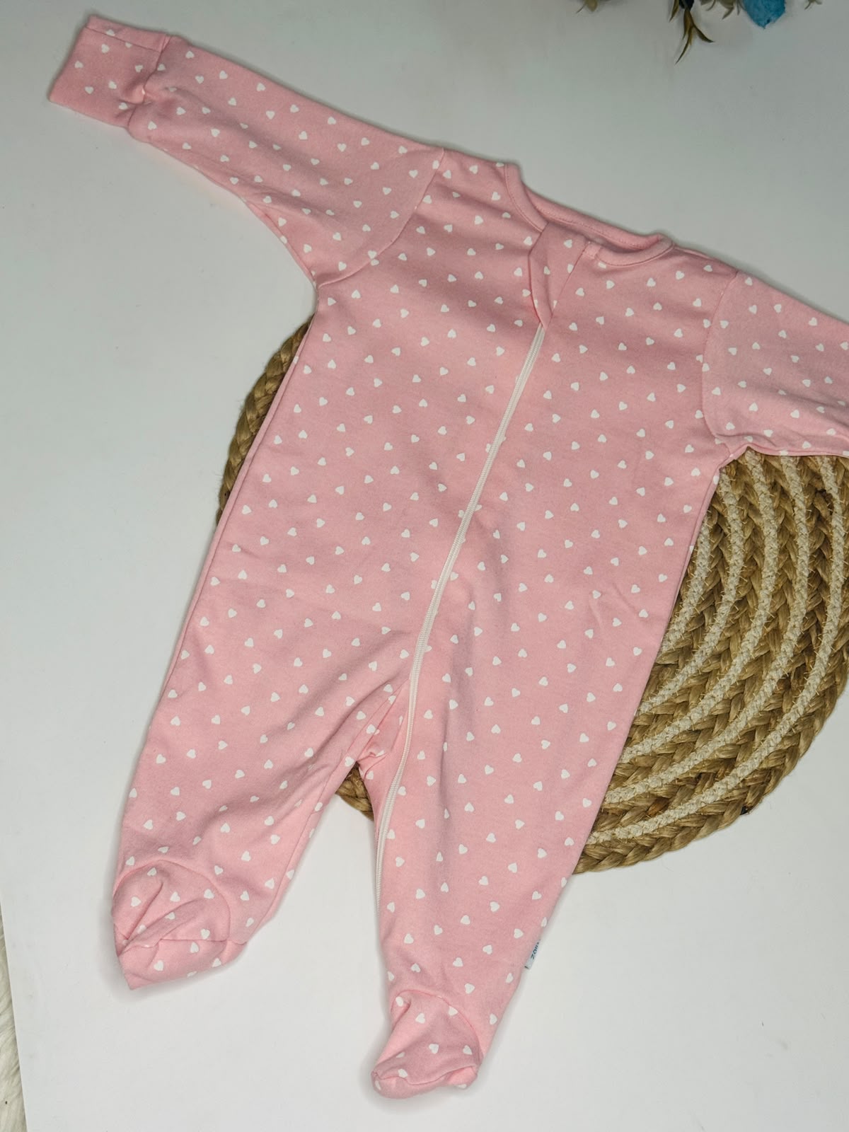 Romper / Sleep Suit - pink with white heart