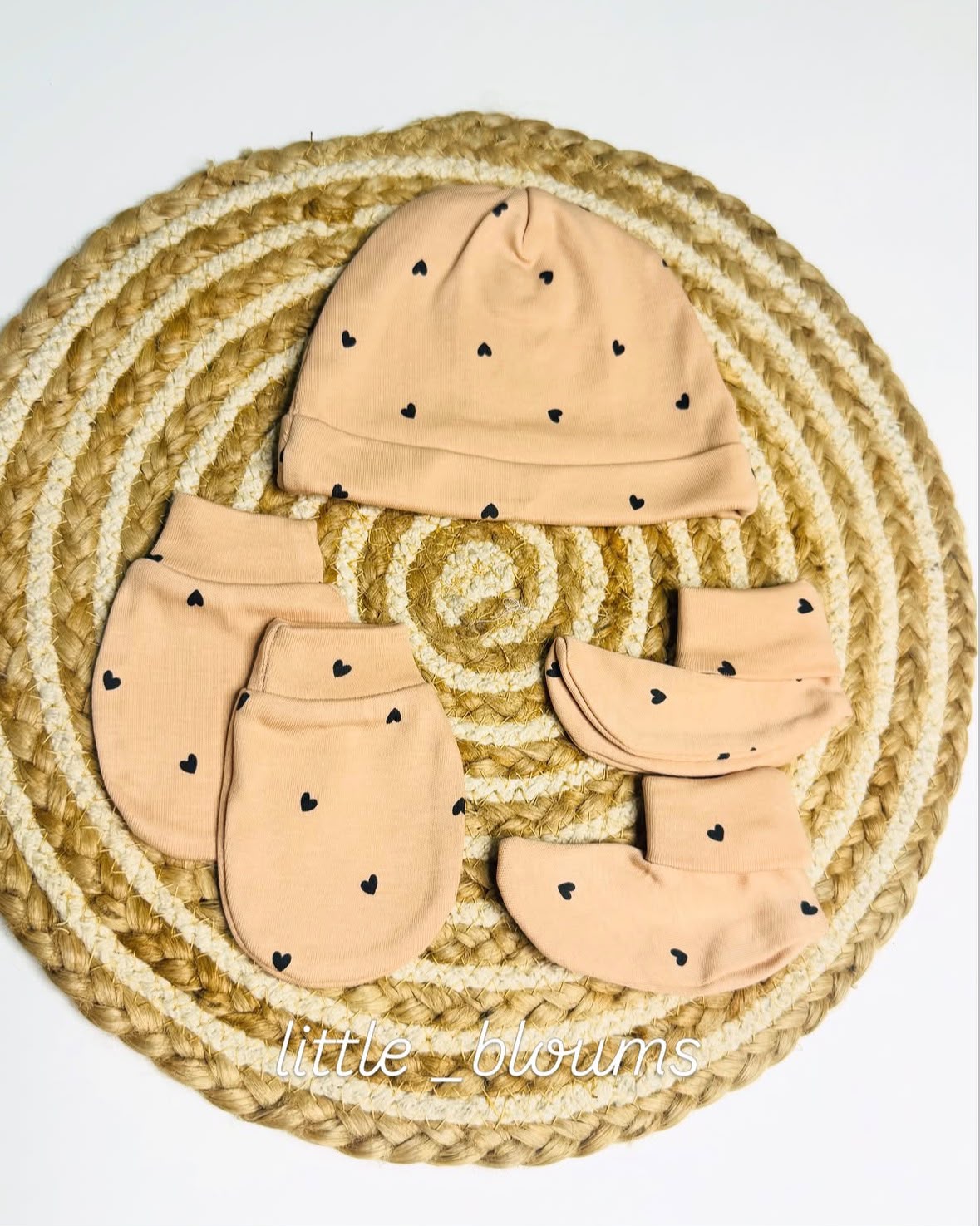 Cap Mitten Booties - beige with heart